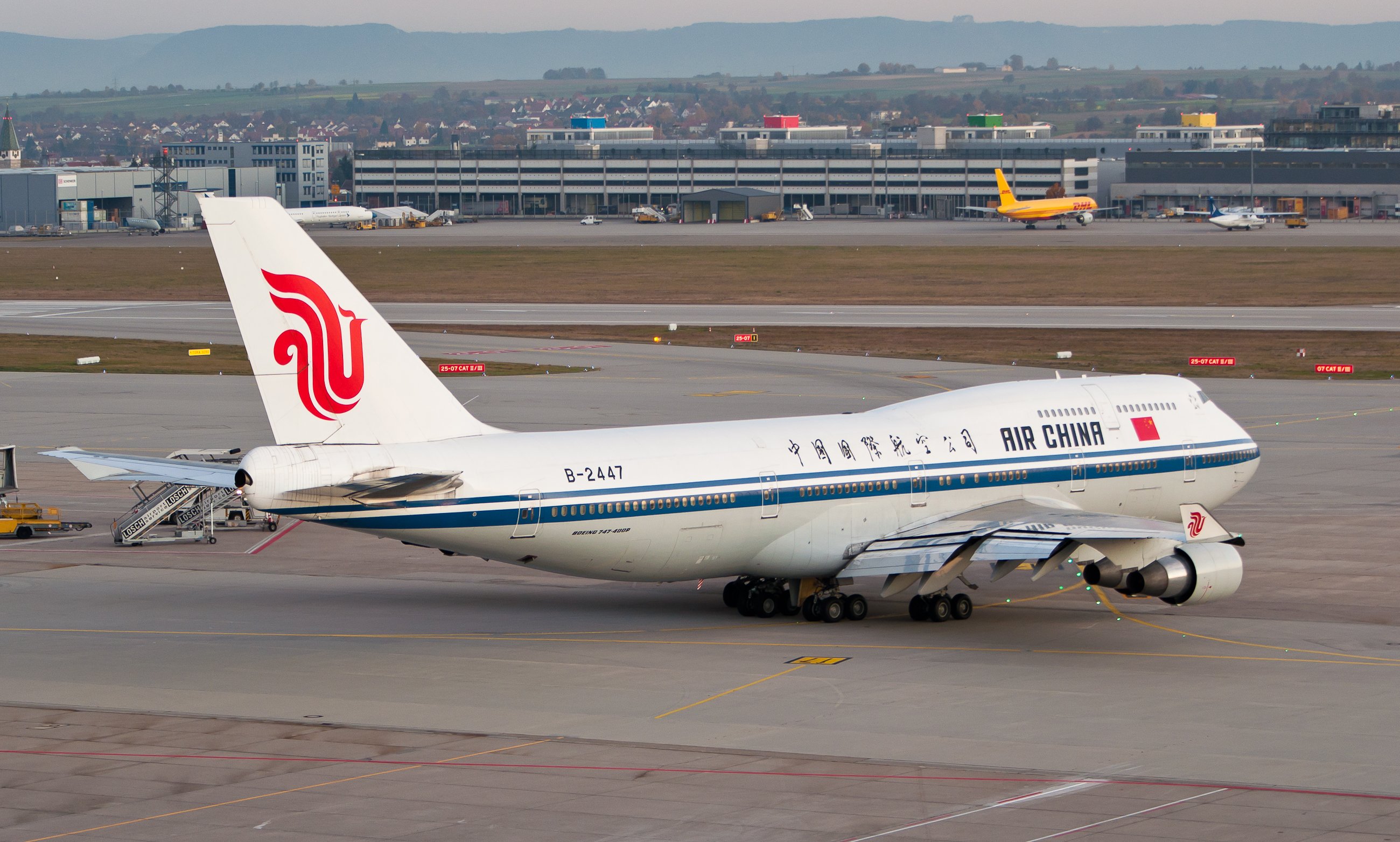 Air_China_B747-4J6_B-2447_EDDS_05