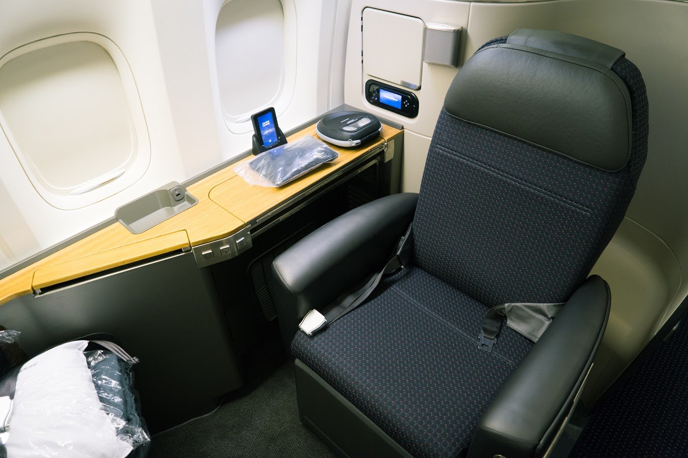 Incredible: First Class to Hong Kong for 61,000 AA miles (with Web ...